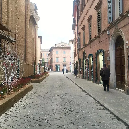 招待所 Luxury My 托伦蒂诺